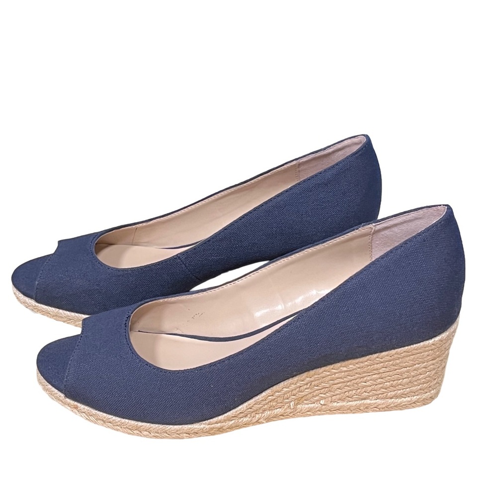 NEW Bandolino Women Navy Blue Fabric Nuri Sz 9 Espadrille Wedge Heel